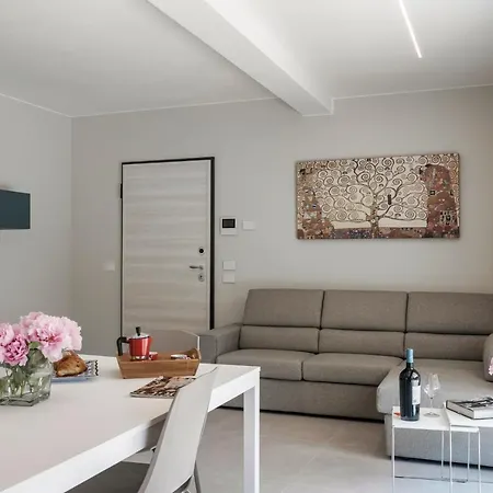 Apt24 - Malvezzi With Pool And Parking Appartamento *